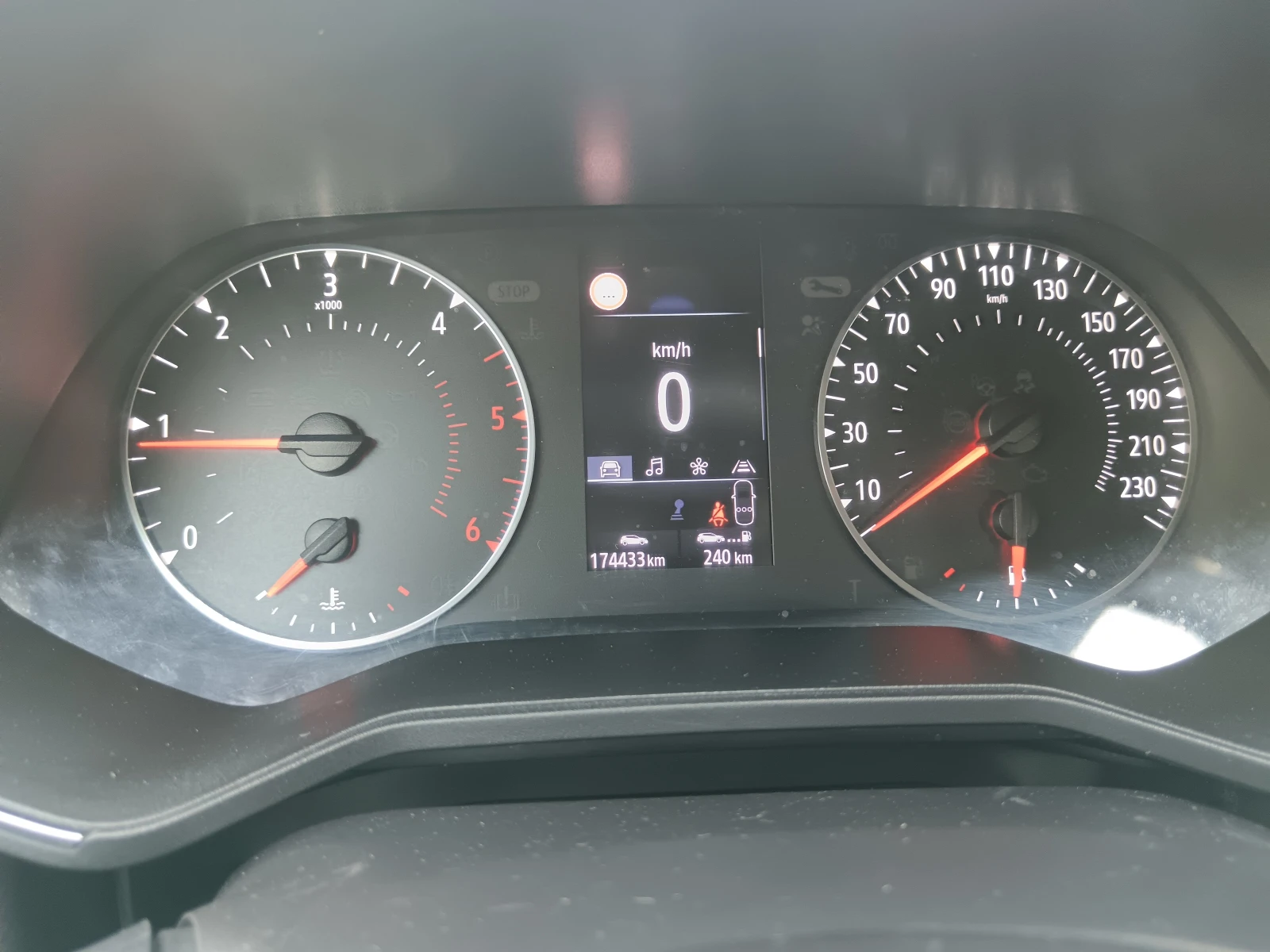 Renault Clio V/1.5 dCi/Distronic/Full LED/Android/CarPlay/6 MT - изображение 10