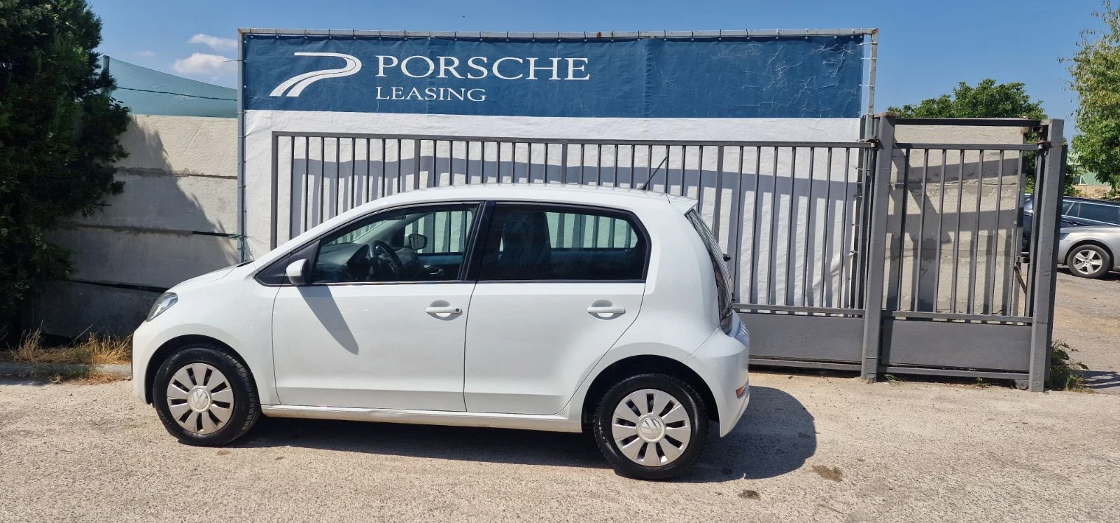 VW Up 1.0 EcoFuel - изображение 6