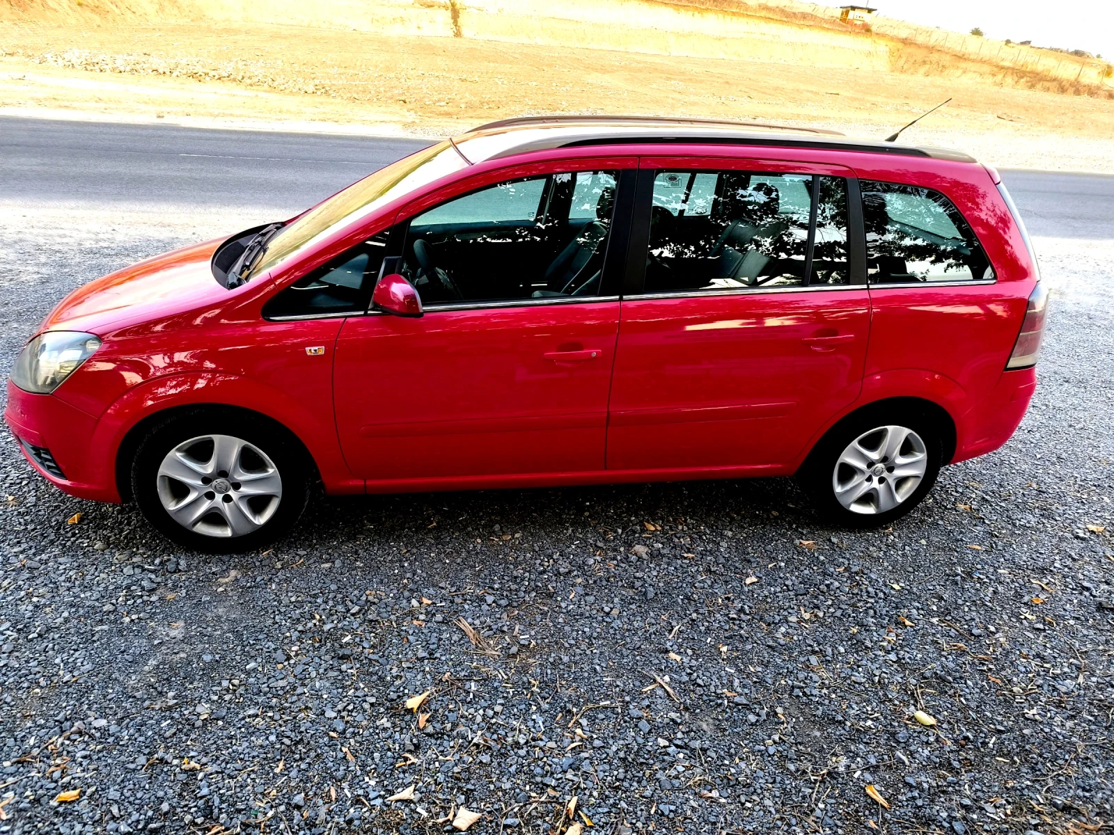 Opel Zafira 1900 - изображение 6