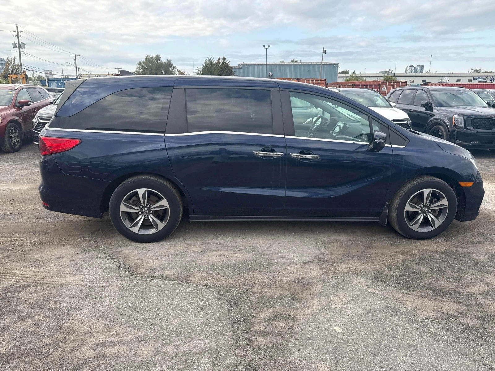 Honda Odyssey EXL-RES Auto * * CARFAX * * АВТО КРЕДИТ * *  - изображение 3