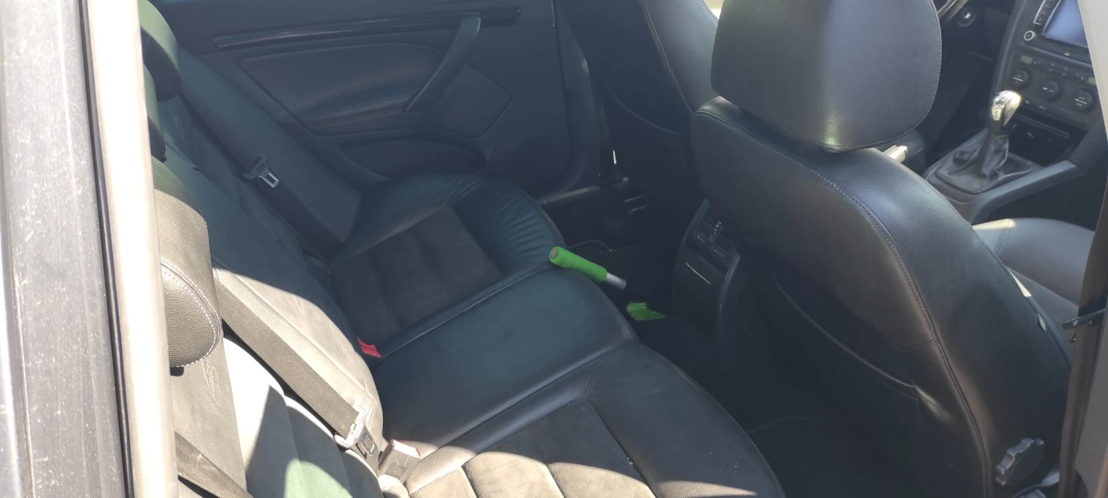 Skoda Octavia 1.8 TSI Laurin & Klement, снимка 10 - Автомобили и джипове - 53827249