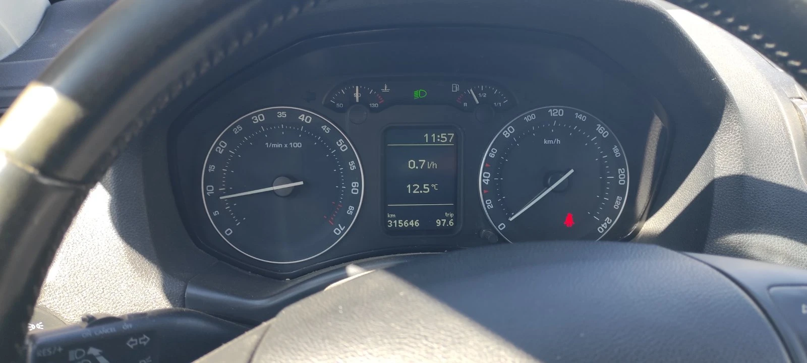 Skoda Octavia 1.8 TSI Laurin & Klement, снимка 4 - Автомобили и джипове - 53827249