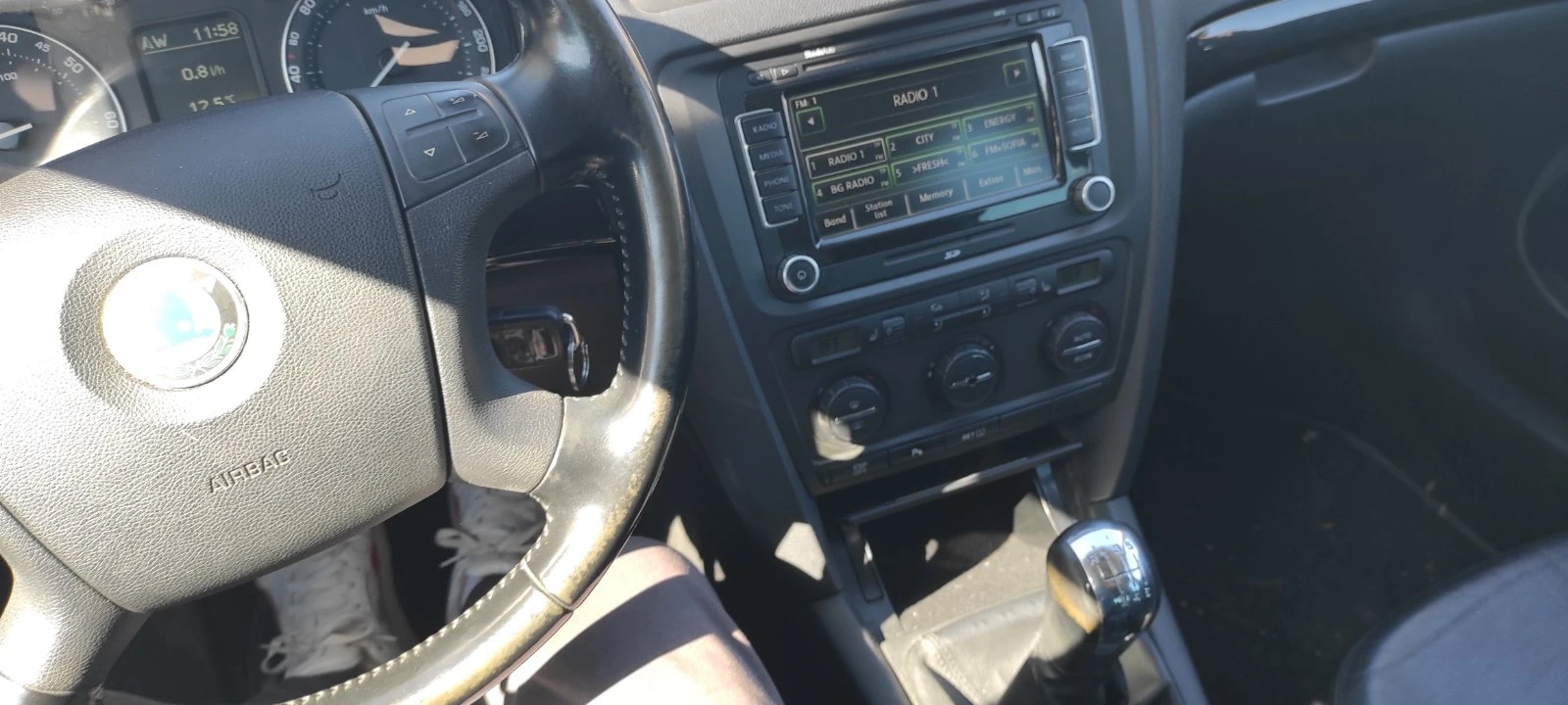 Skoda Octavia 1.8 TSI Laurin & Klement, снимка 5 - Автомобили и джипове - 53827249