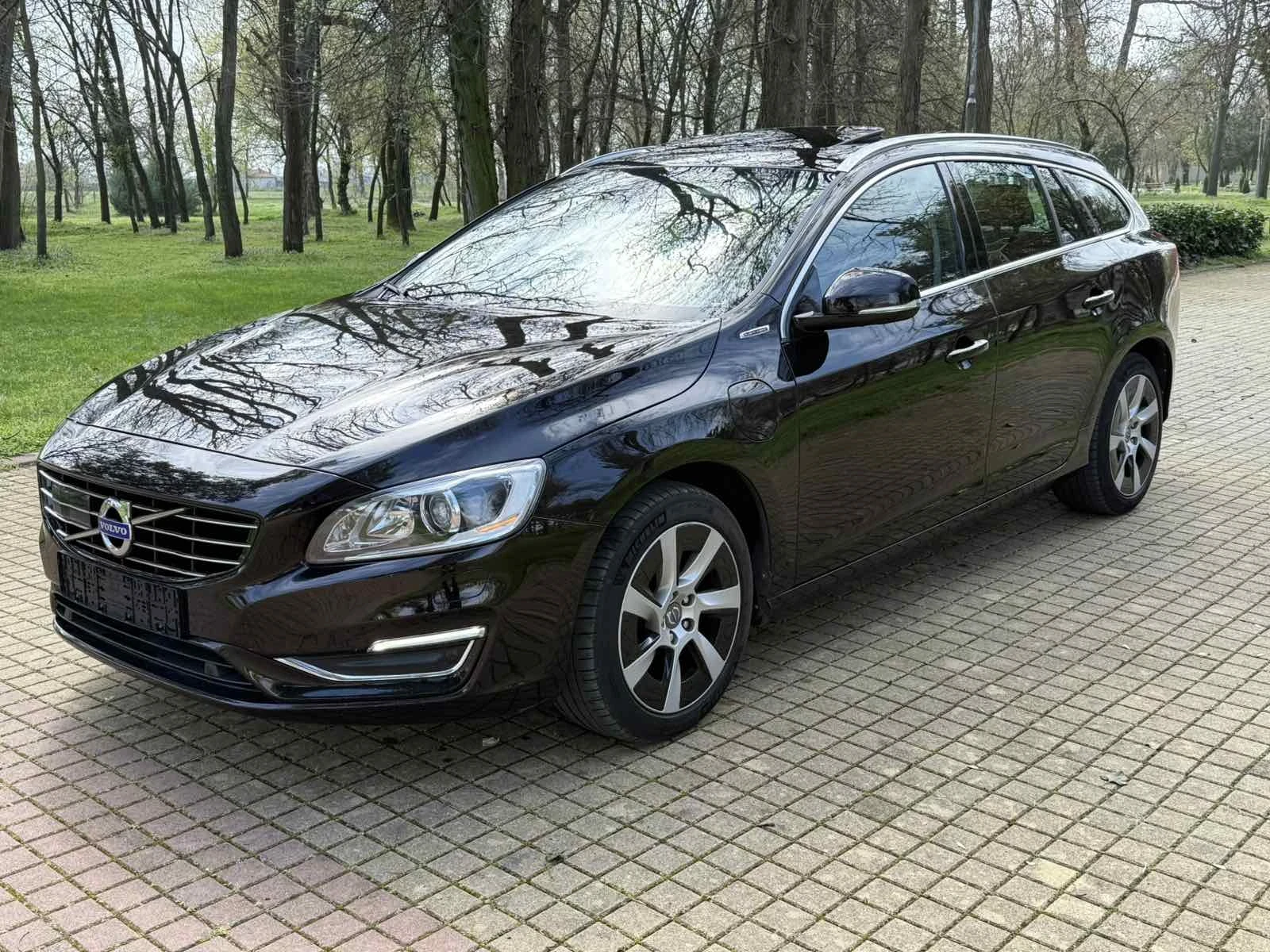 Volvo V60 Hybrid | Mobile.bg � ����������� 1