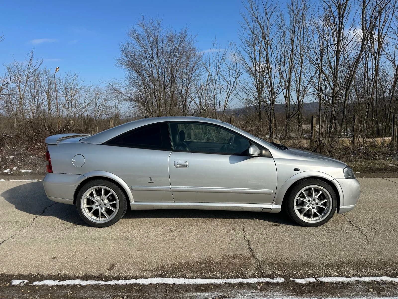 Opel Astra Bertone 2.0 Turbo LPG - изображение 4