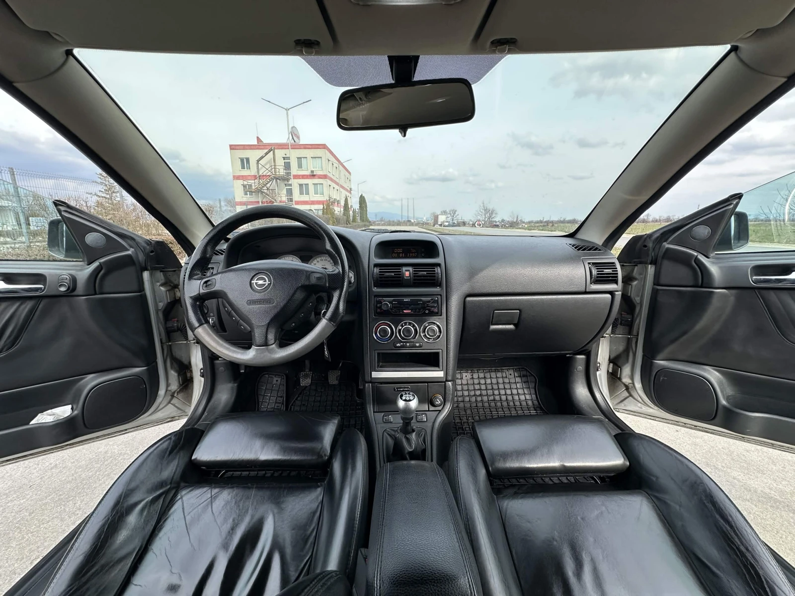 Opel Astra Bertone 2.0 Turbo LPG | Mobile.bg � ����������� 12