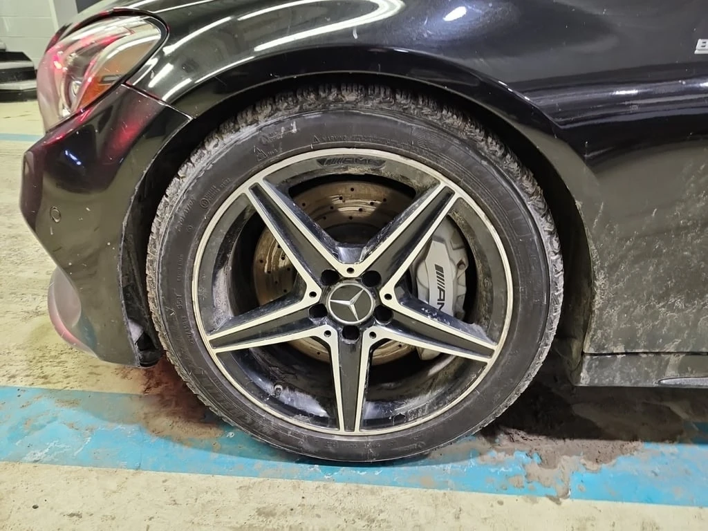 Mercedes-Benz C 43 AMG * CARFAX * ФИНАНСИРАНЕ - изображение 6