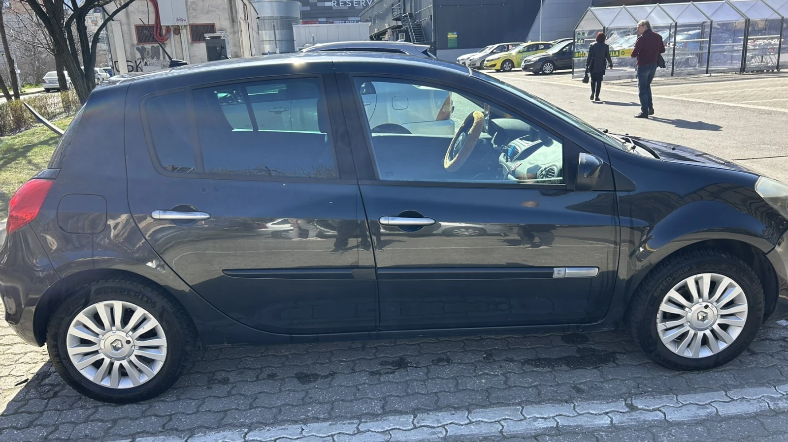 Renault Clio, снимка 4 - Автомобили и джипове - 53857103