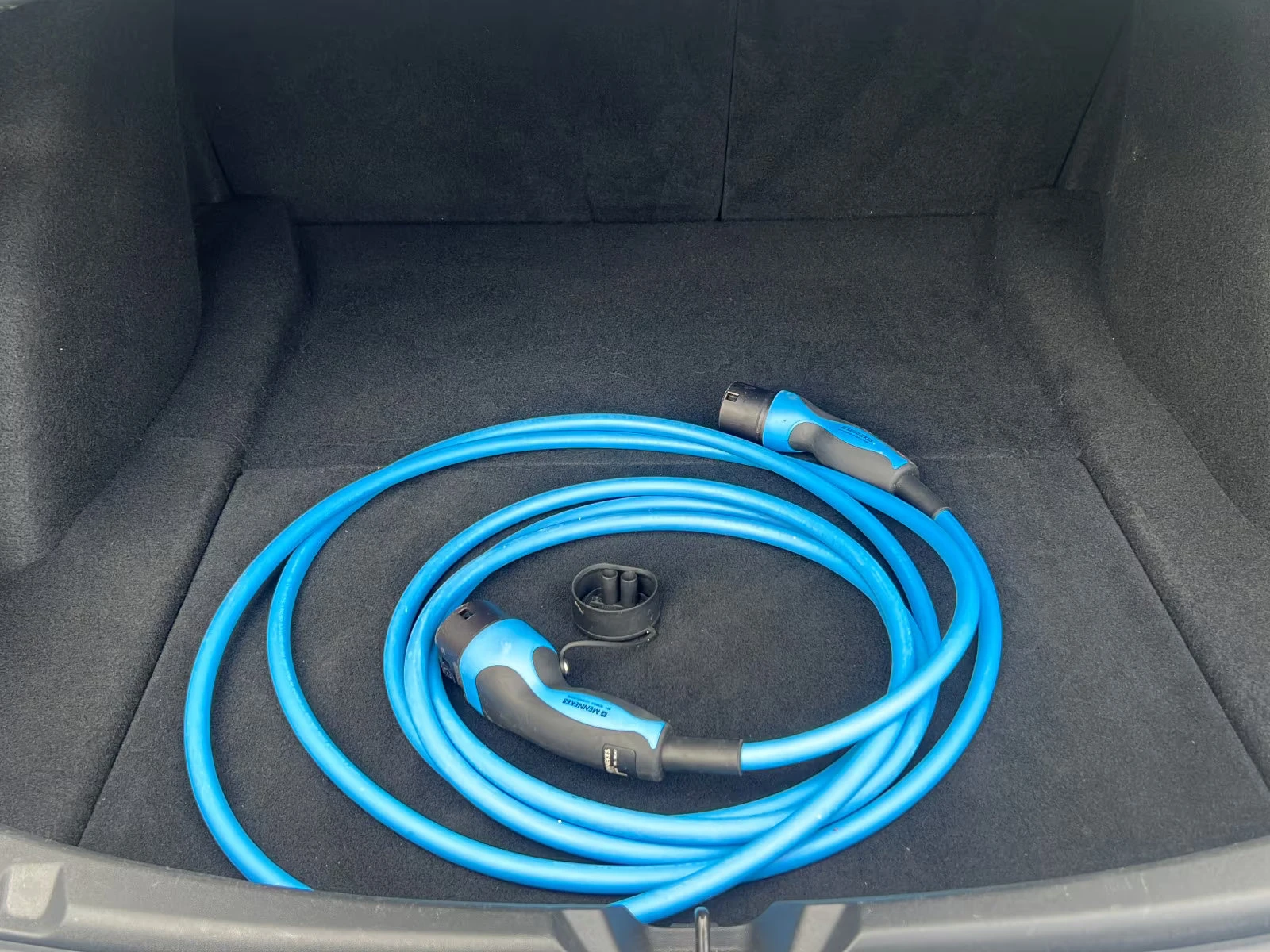 Tesla Model S 325HP/60kWh/RWD/LED/PANO/268z, снимка 9 - Автомобили и джипове - 54108170