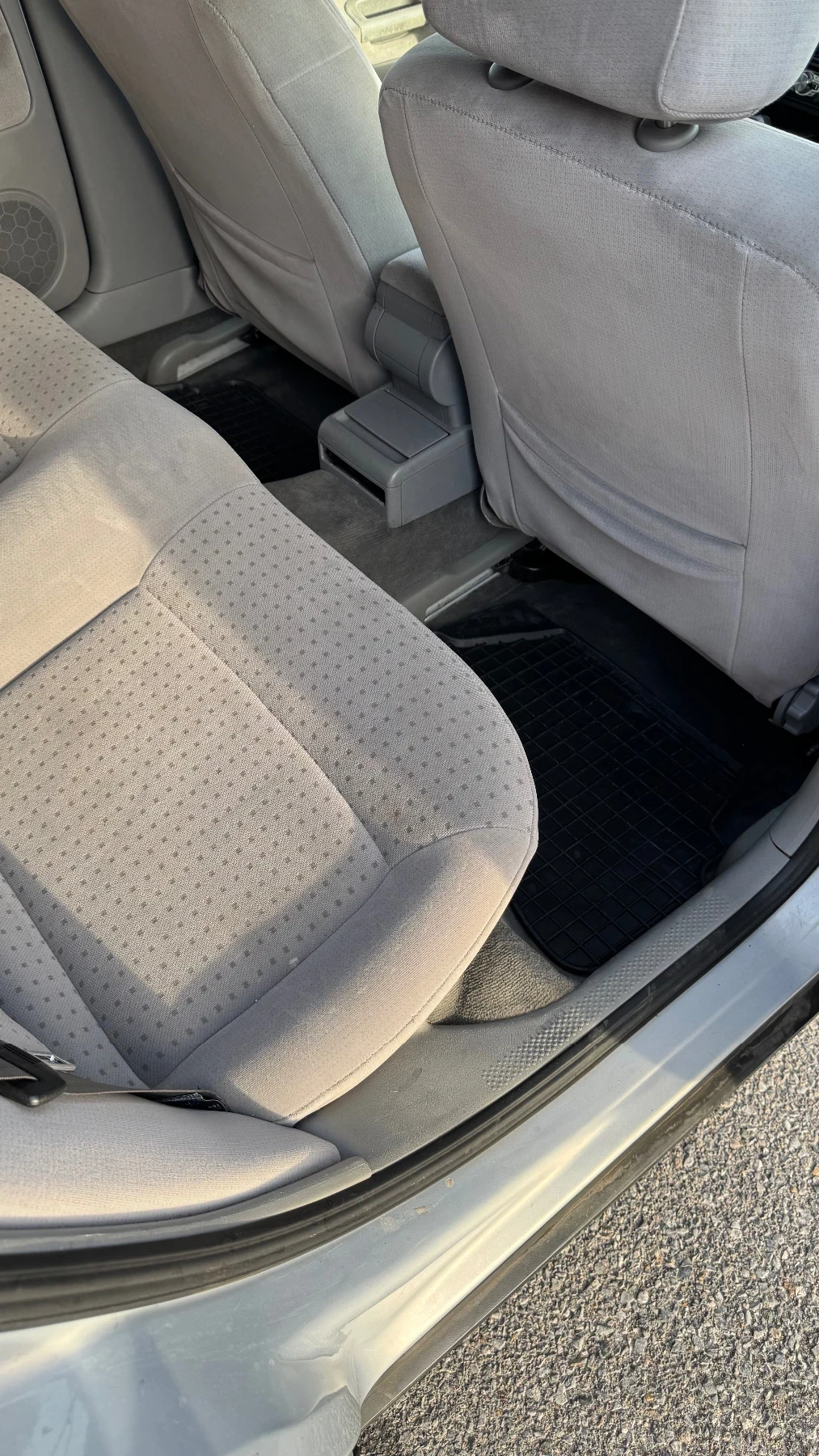 VW Passat 1.6 101к.М.Данък Регистриран, снимка 10 - Автомобили и джипове - 54445411