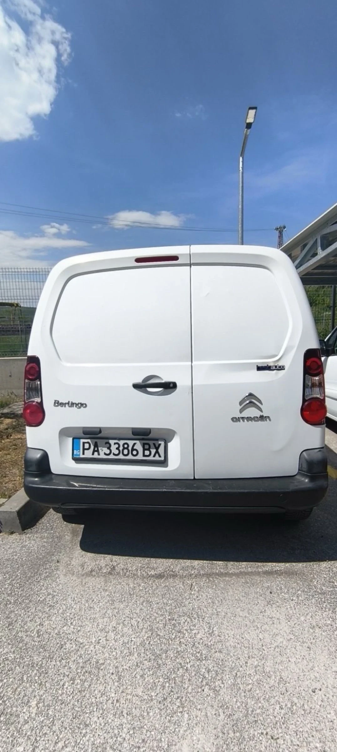 Citroen Berlingo 1.6d товарен , снимка 5 - Автомобили и джипове - 54519643