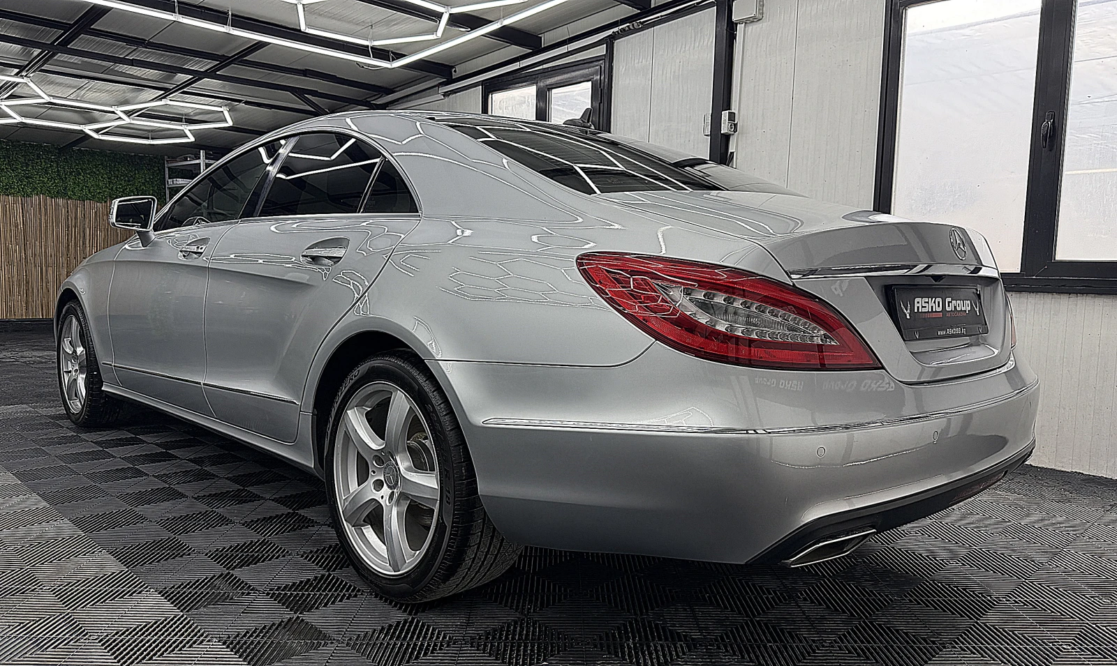 Mercedes-Benz CLS 350 4-Matic/KeylessGo/ПОДГРЕВ ОБДУХВАНЕ ГЕРМАНИЯ ЛИ-Г, снимка 4 - Автомобили и джипове - 54607109