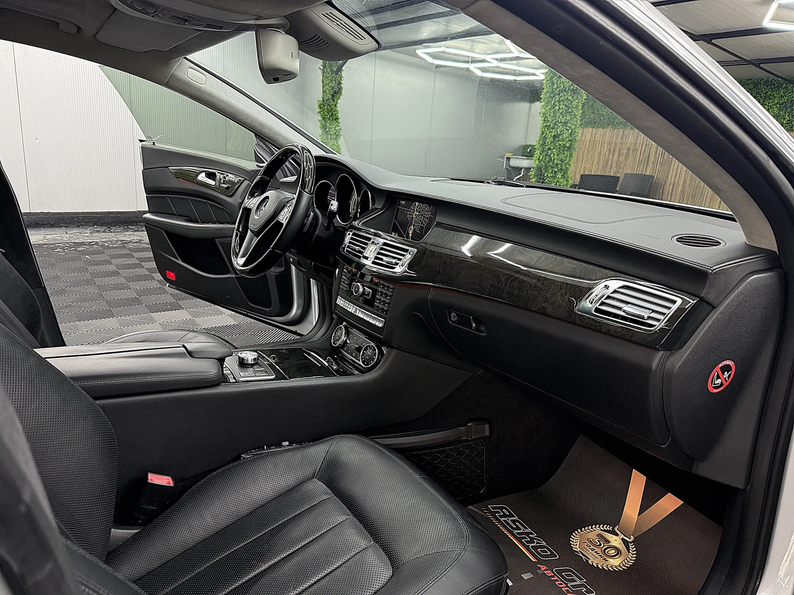Mercedes-Benz CLS 350 4-Matic/KeylessGo/ПОДГРЕВ ОБДУХВАНЕ ГЕРМАНИЯ ЛИ-Г, снимка 13 - Автомобили и джипове - 54607109