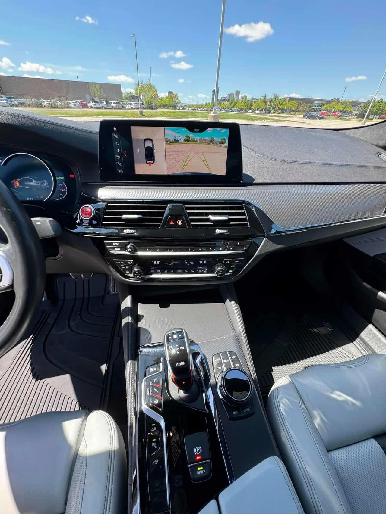 BMW M5 | DISTRONIC | ������ | HUD | ��������� | 360 |  | Mobile.bg � ����������� 9
