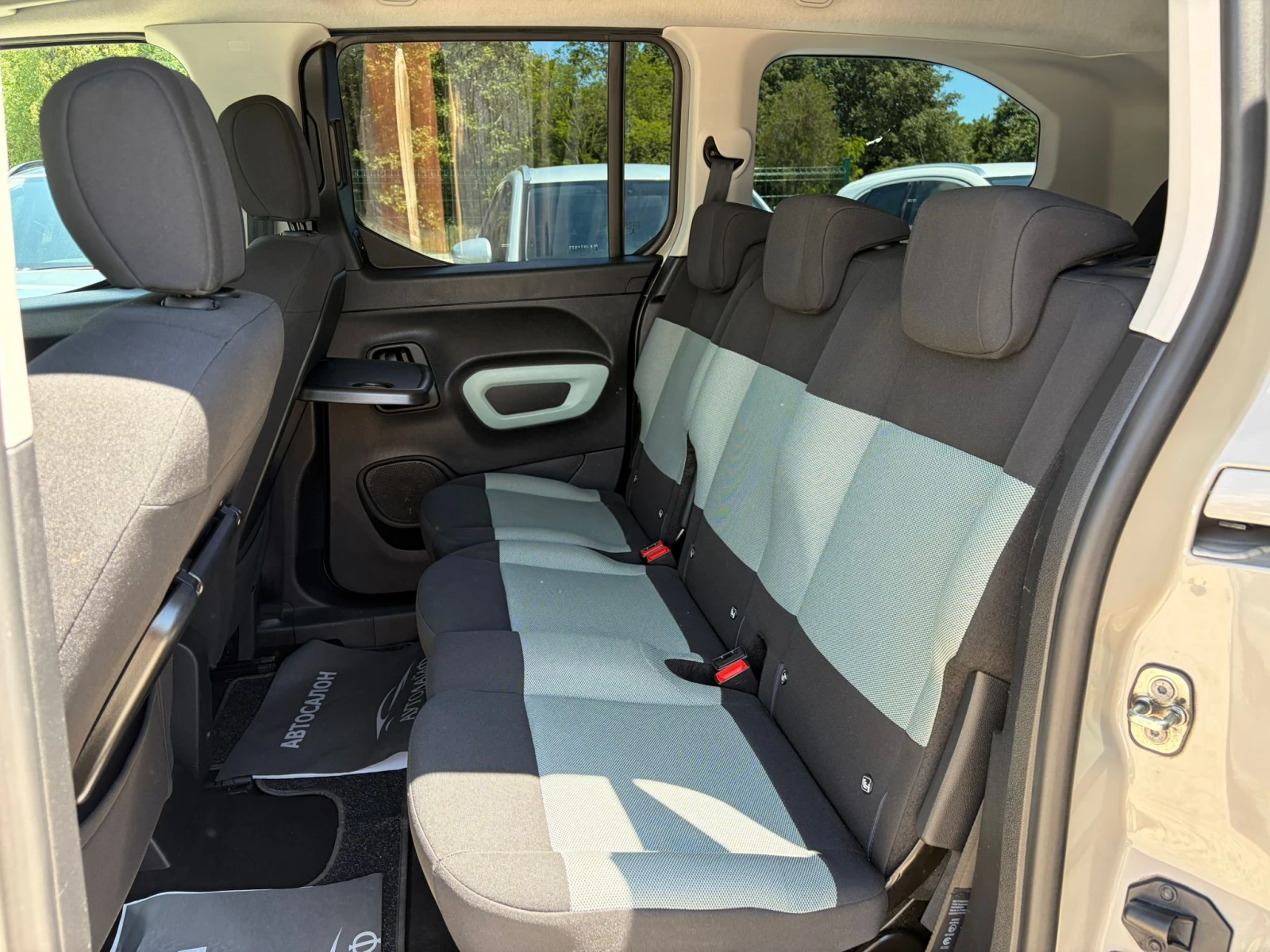 Citroen Berlingo XL 6+ 1 1.5BLUEHDI CAMERA START/STOP CAR PLAY LINE, снимка 13 - Автомобили и джипове - 54980925