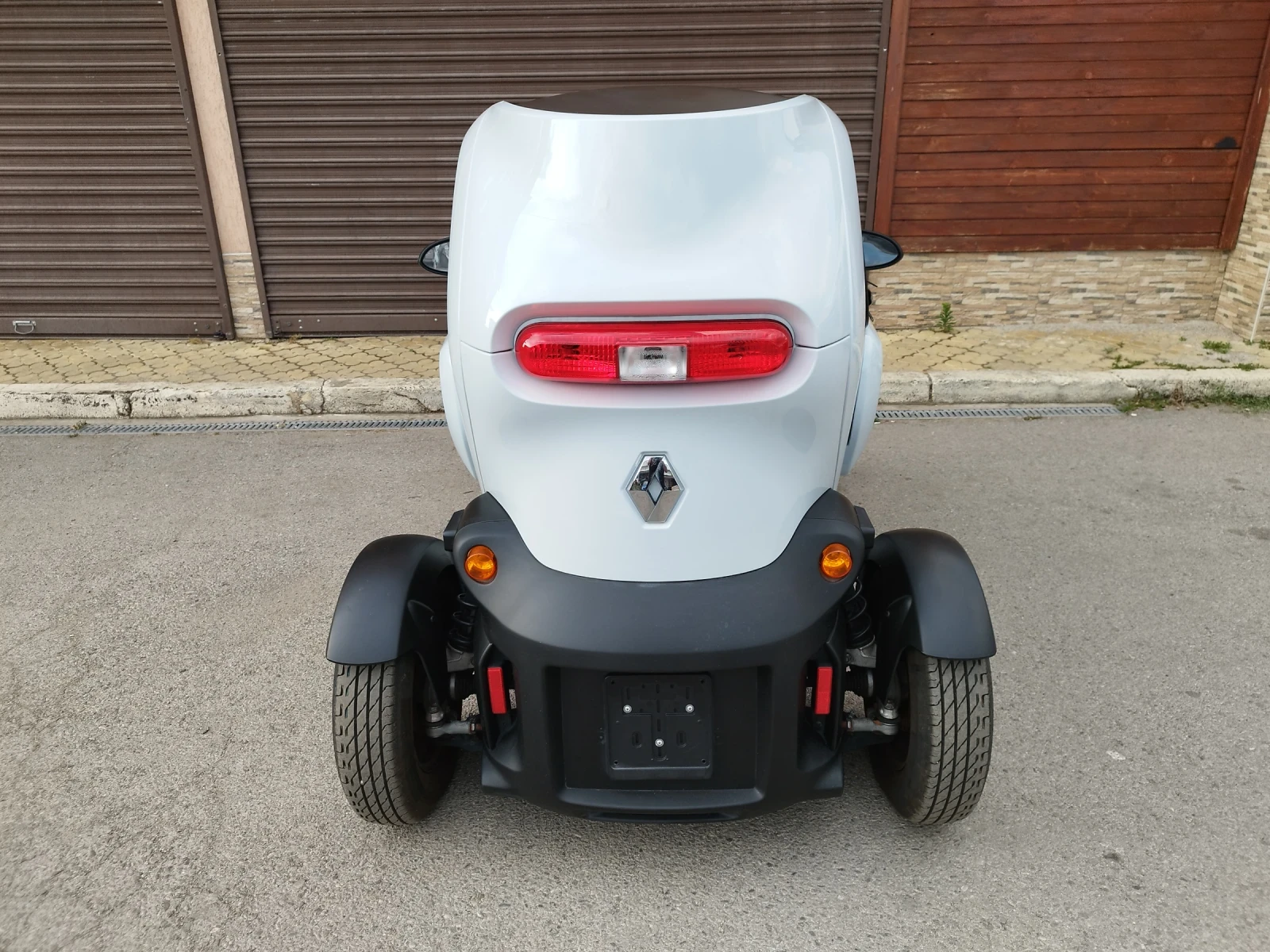 Renault Twizy ELECTRIC, 3970 километра , снимка 7 - Автомобили и джипове - 55186217