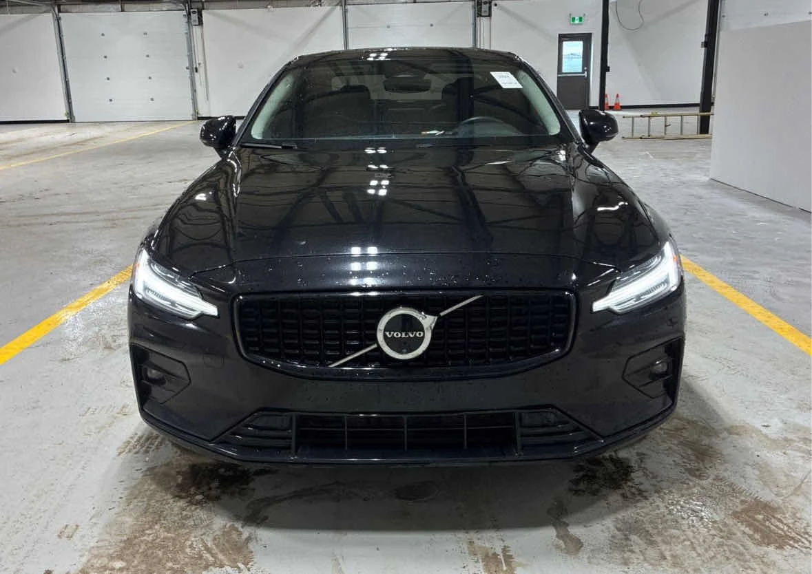Volvo S60 Plus Dark Theme/Keyless/ПАНОРАМА/CARFAX, снимка 2 - Автомобили и джипове - 55217956
