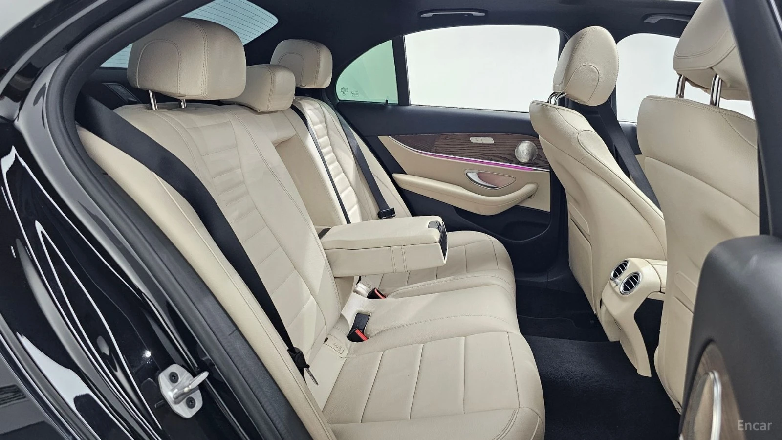 Mercedes-Benz E 250 EXCLUSIVE* HUD* ����* ������* ����* ���� | Mobile.bg � ����������� 9