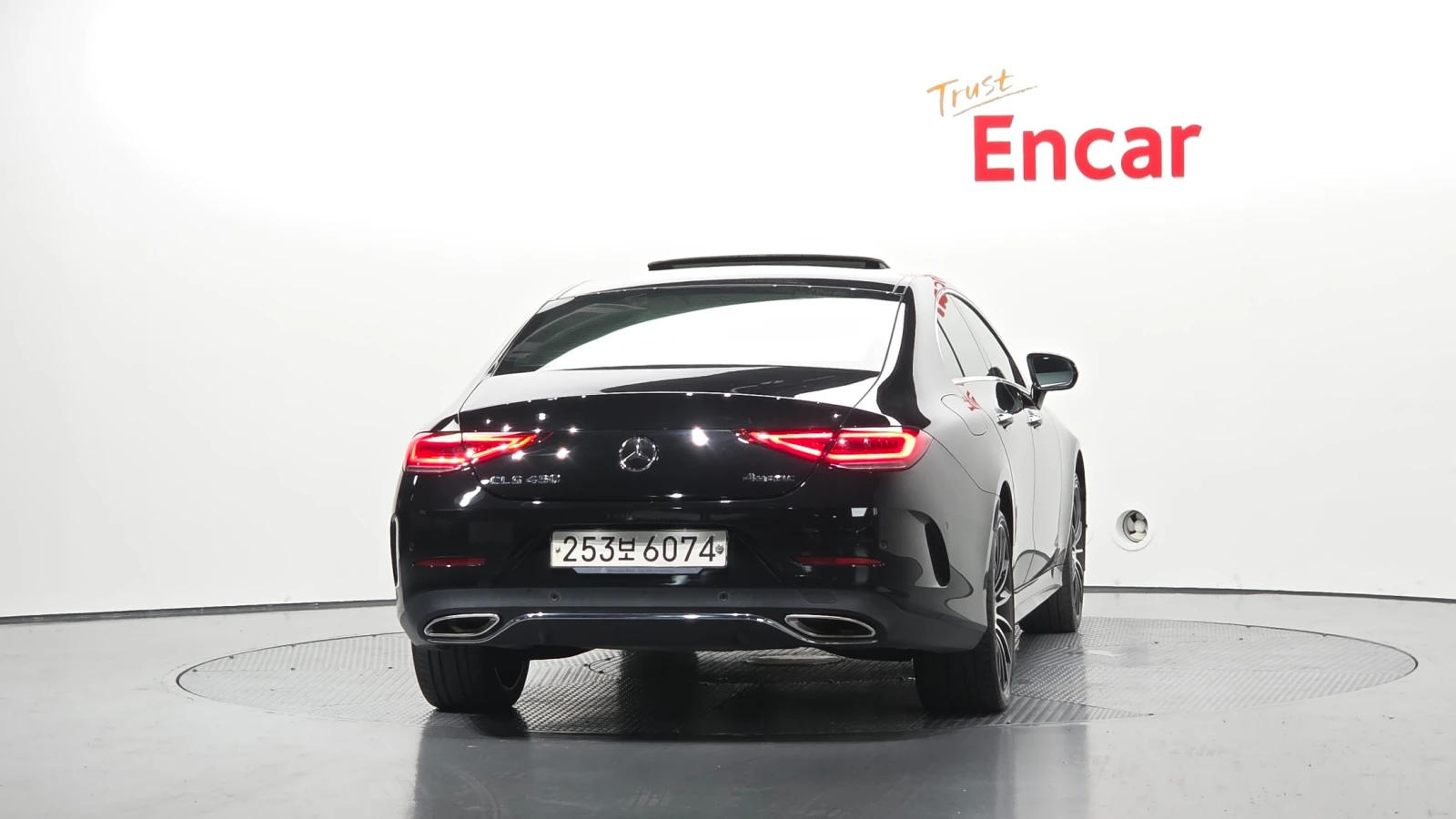 Mercedes-Benz CLS 450 AMG LINE* 4MATIC, снимка 4 - Автомобили и джипове - 55953114