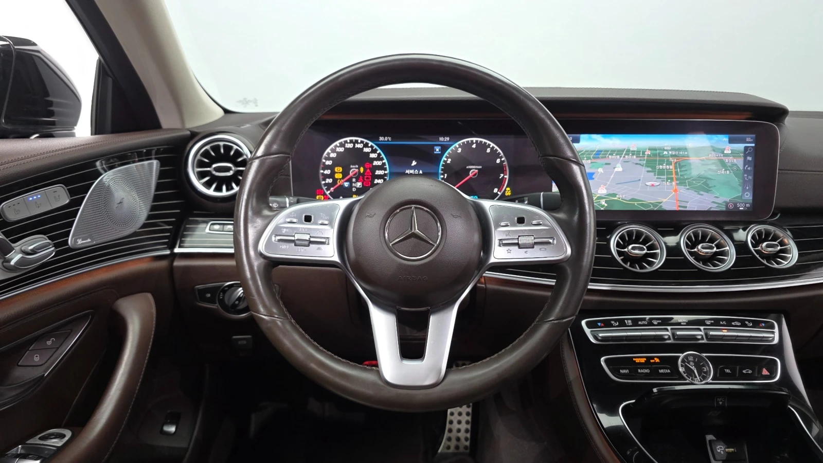 Mercedes-Benz CLS 450 AMG LINE* 4MATIC, снимка 9 - Автомобили и джипове - 55953114