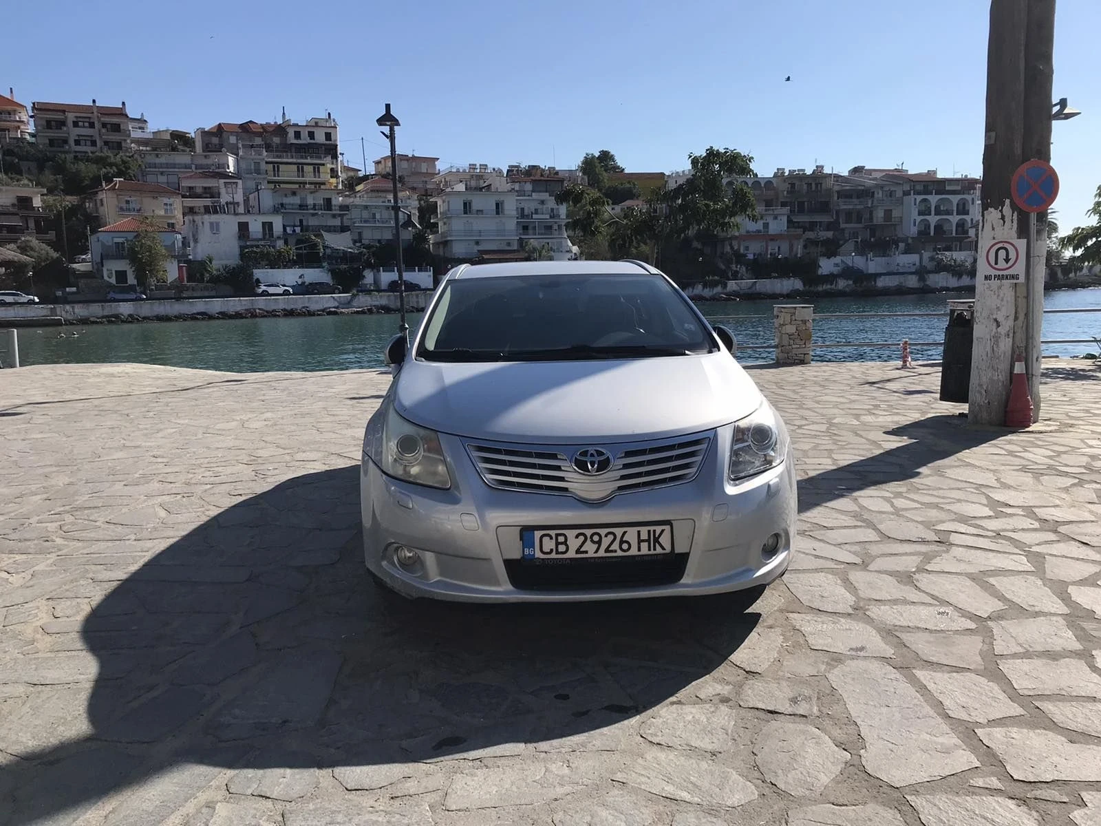 Toyota Avensis 2.2D4D, снимка 2 - Автомобили и джипове - 56168108
