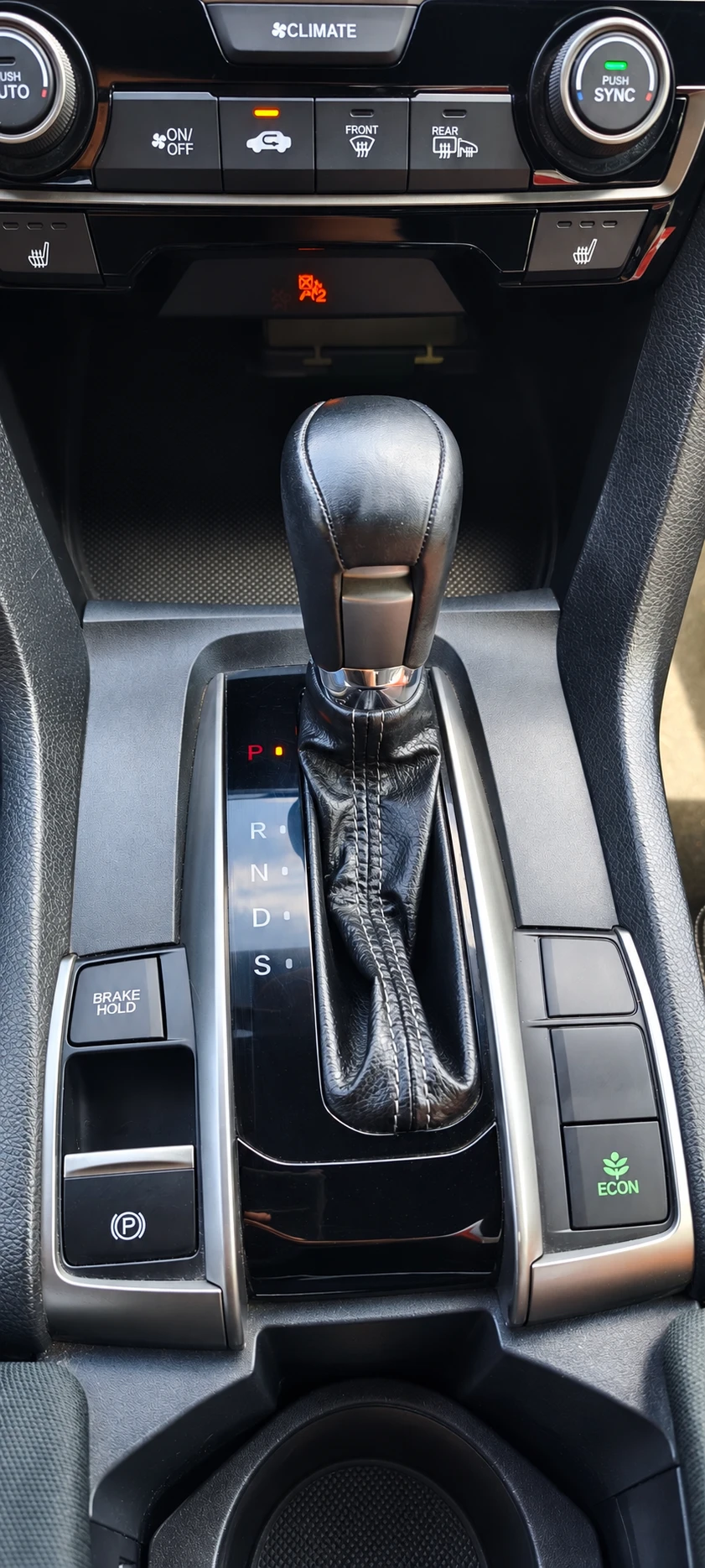 Honda Civic 1.5 Turbo Sport 182кс | CVT| Remote Start | ACC | , снимка 14 - Автомобили и джипове - 56214948