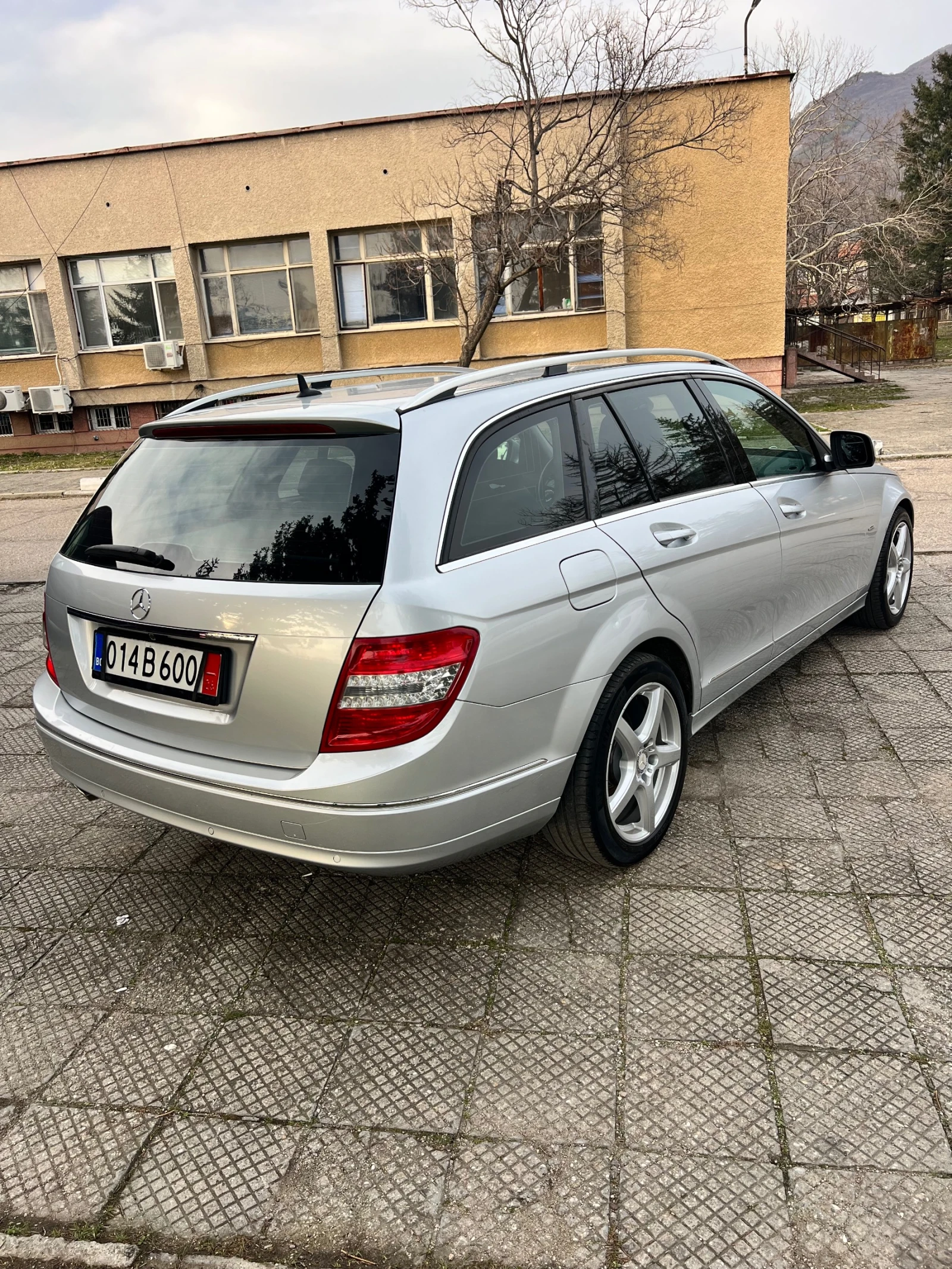Mercedes-Benz C 220 -2.2 CDI AVANGARDE/AUTOMATIC/OM 646    , снимка 5 - Автомобили и джипове - 56266895