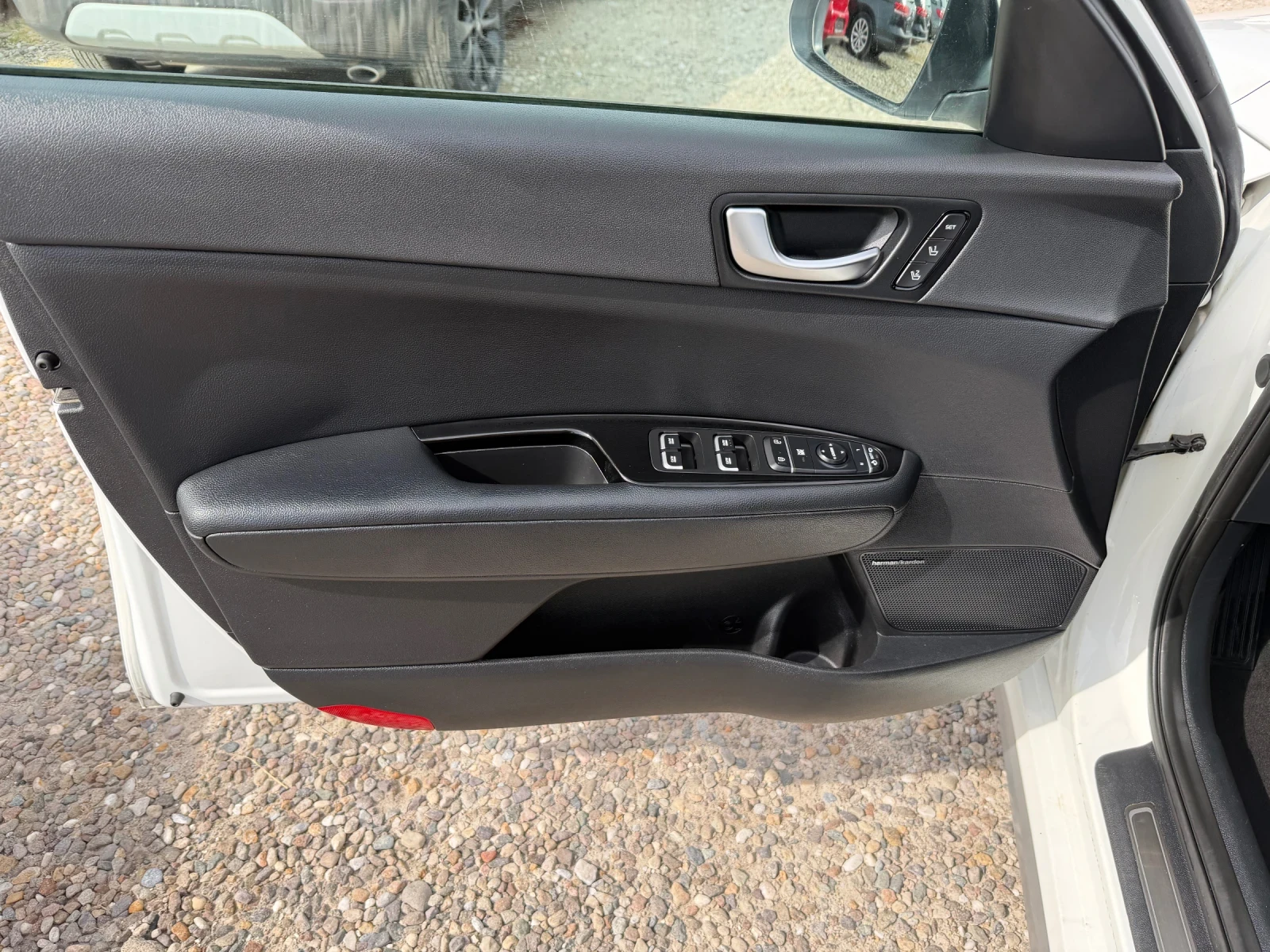 Kia Optima 1.7 CRDI GT LINE MEMORY| ПАМЕТ| Ел.Пакет| Камера| , снимка 11 - Автомобили и джипове - 56279227