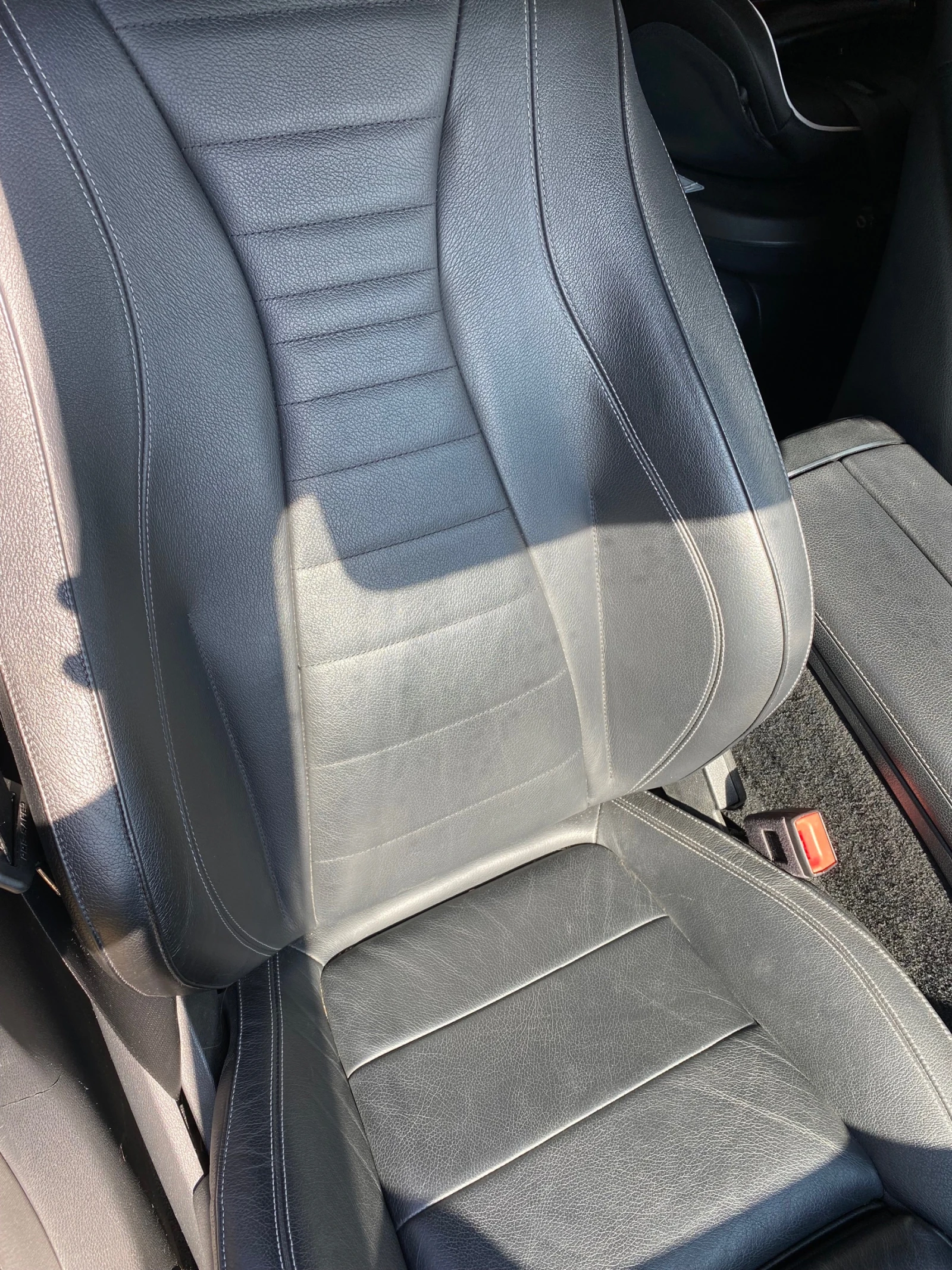 Mercedes-Benz E 200, снимка 11 - Автомобили и джипове - 56311242