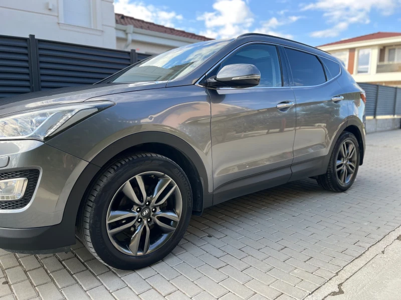 Hyundai Santa fe 2.2 crdi style 4WD, снимка 2 - Автомобили и джипове - 48922613