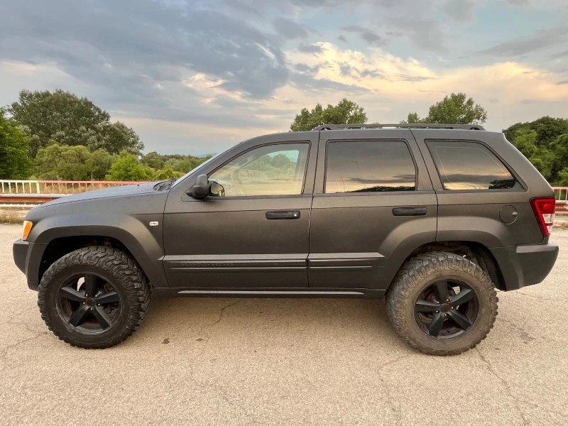 Jeep Grand cherokee 3.0CRD, снимка 8 - Автомобили и джипове - 52370467