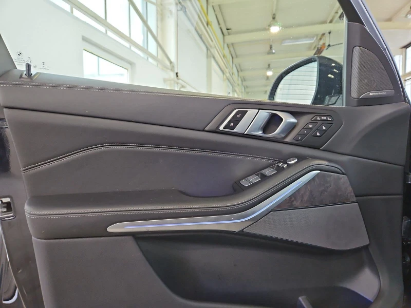 BMW X7 40i/xDrive/FACELIFT/M-SPORT/EXCLUSIV/PANO/H&K/HUD/, снимка 7 - Автомобили и джипове - 52454623
