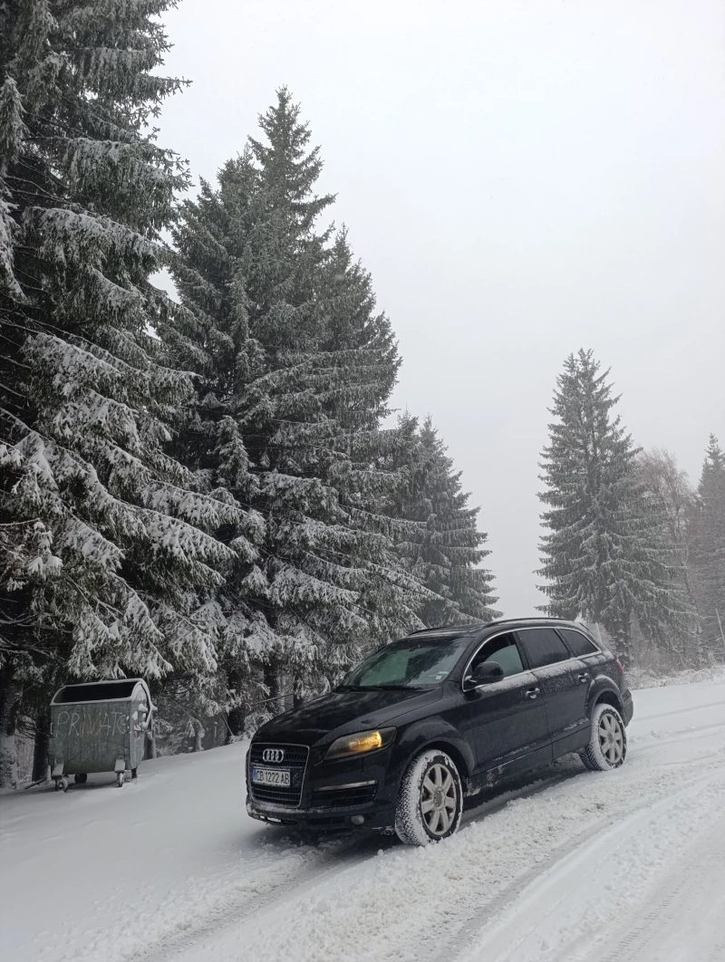 Audi Q7 4.2 бензин, снимка 2 - Автомобили и джипове - 53357993
