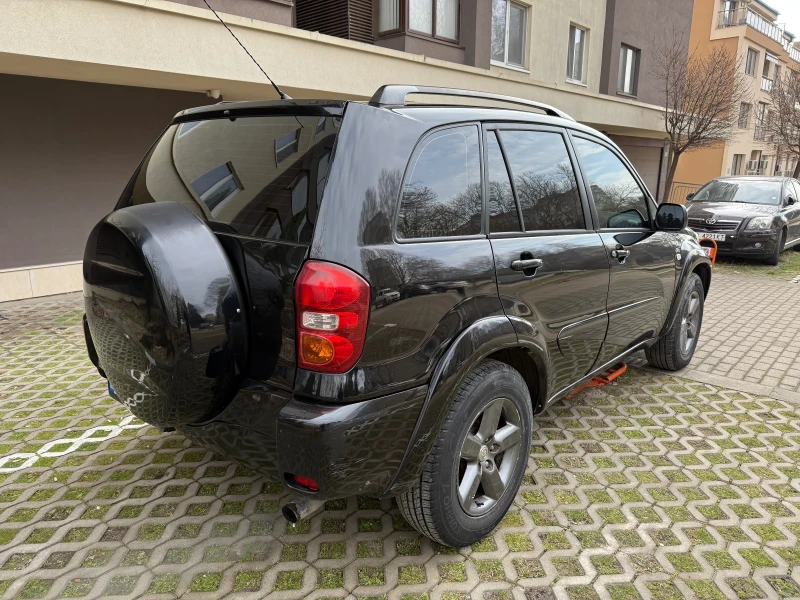 Toyota Rav4 116 D-4D, снимка 6 - Автомобили и джипове - 53458639