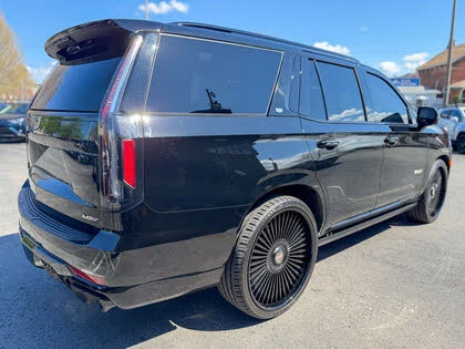 Cadillac Escalade V 4WD, снимка 7 - Автомобили и джипове - 54557286