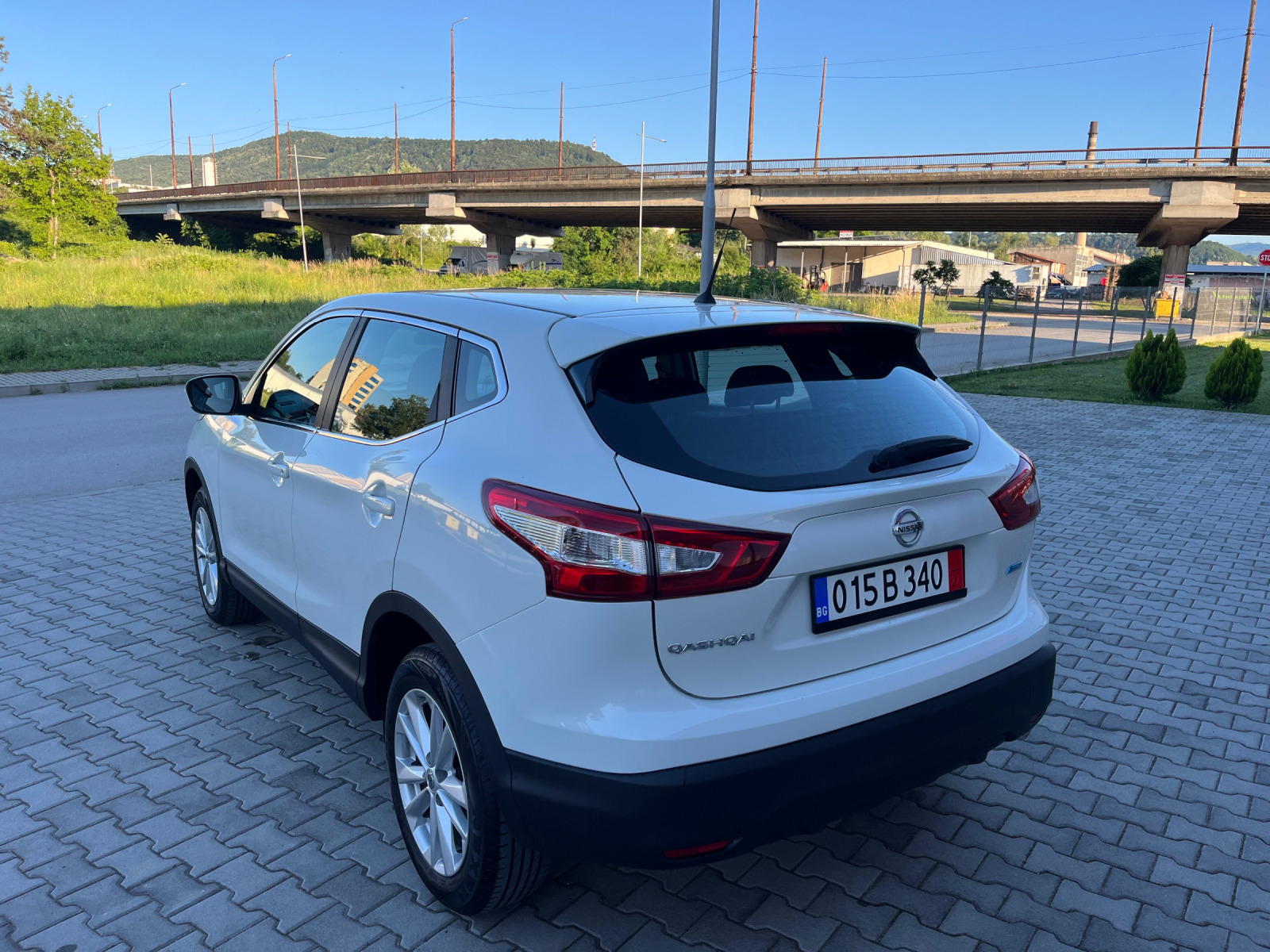 Nissan Qashqai 1.5 dci 110k.c. * Navi * Kamera * Bluetooth  - изображение 3