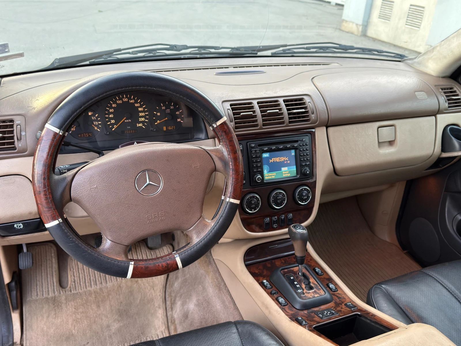 Mercedes-Benz ML 270 Автоматик 7 места - изображение 9