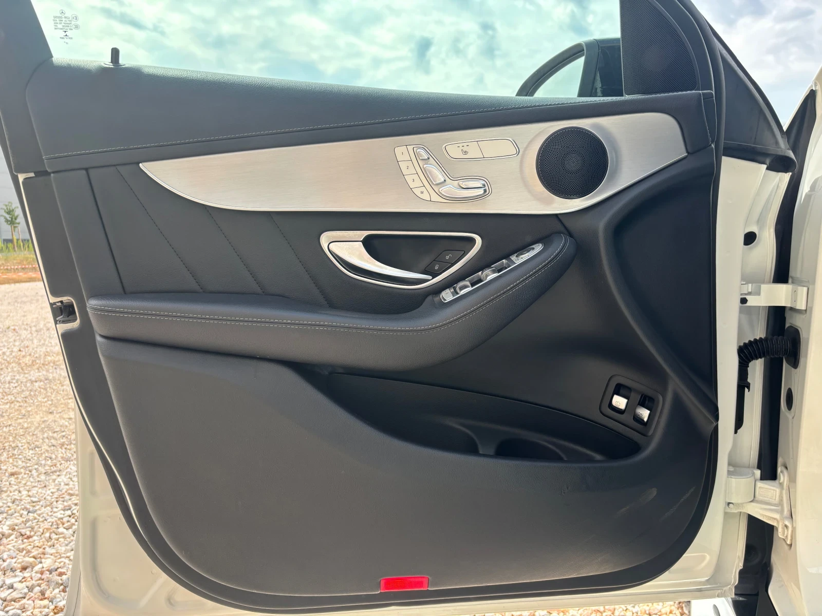 Mercedes-Benz GLC 43 AMG AMG* 4MATIC* PANO*  - изображение 9