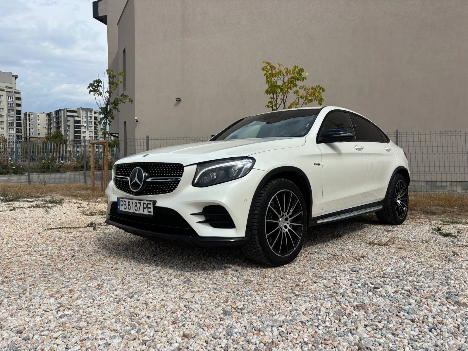 Mercedes-Benz GLC 43 AMG AMG* 4MATIC* PANO*  - изображение 2