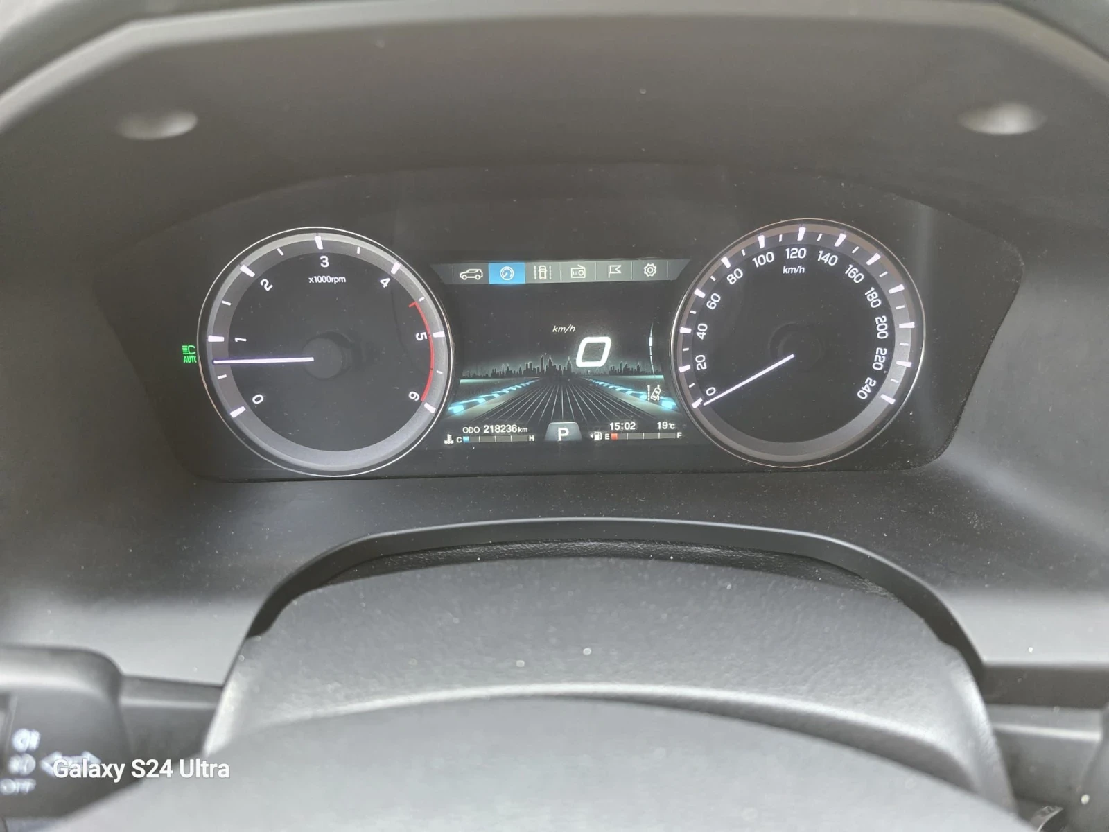 SsangYong Rexton 2.2D AWD 7  | Mobile.bg   16