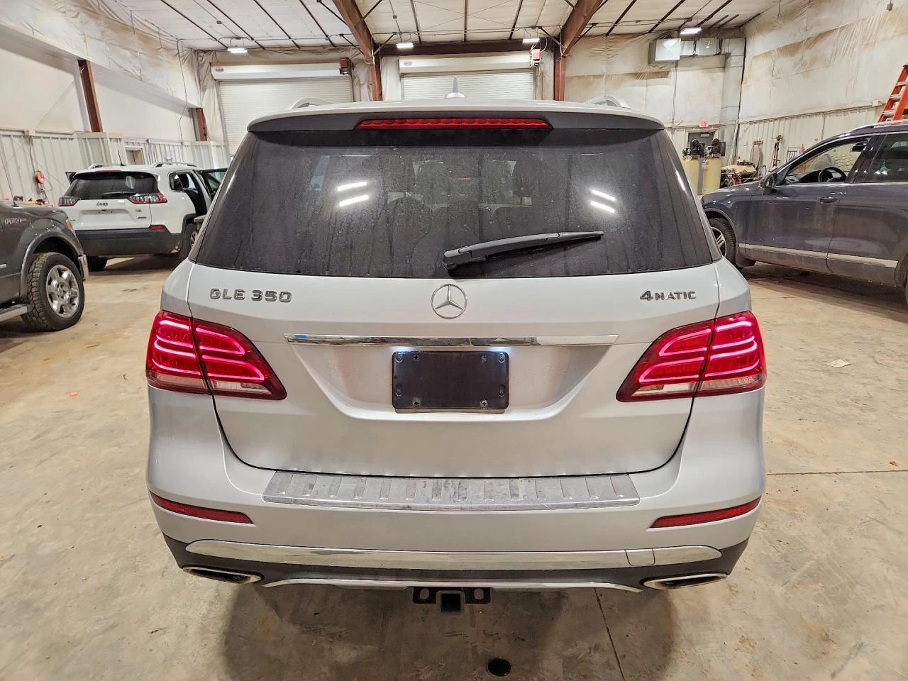 Mercedes-Benz GLE 350 4MATIC, снимка 5 - Автомобили и джипове - 53935723
