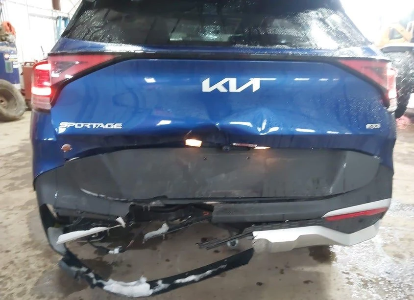 Kia Sportage, снимка 6 - Автомобили и джипове - 54133572