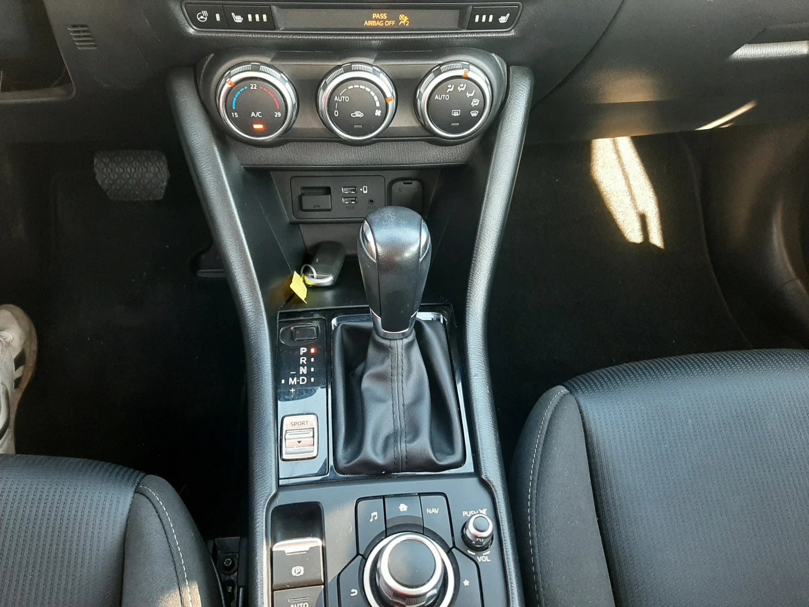 Mazda CX-3 2.0i 150кс AUTOMATIC  NAVI, снимка 15 - Автомобили и джипове - 54974244