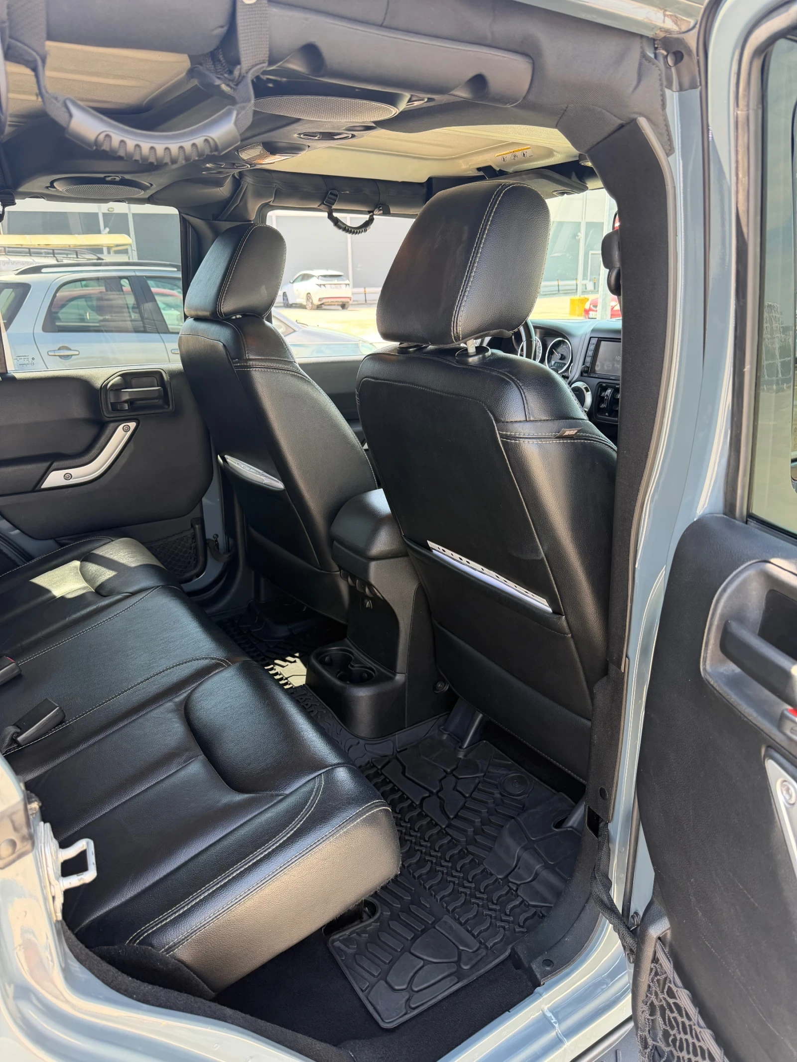 Jeep Wrangler Sahara | Mobile.bg � ����������� 10