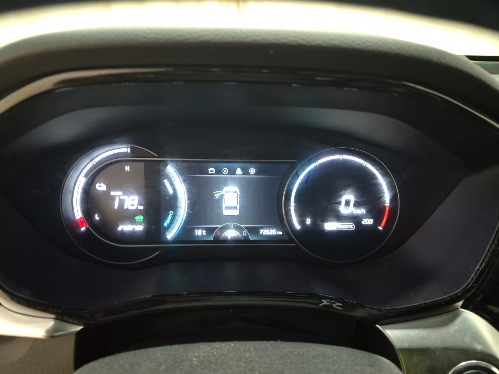 Kia Niro TOURING, снимка 9 - Автомобили и джипове - 55808937