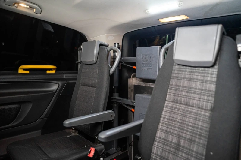 Mercedes-Benz Vito TOURER 114CDI 7-МЕСТЕН TV ЛИЗИНГ 100%, снимка 15 - Бусове и автобуси - 53292357