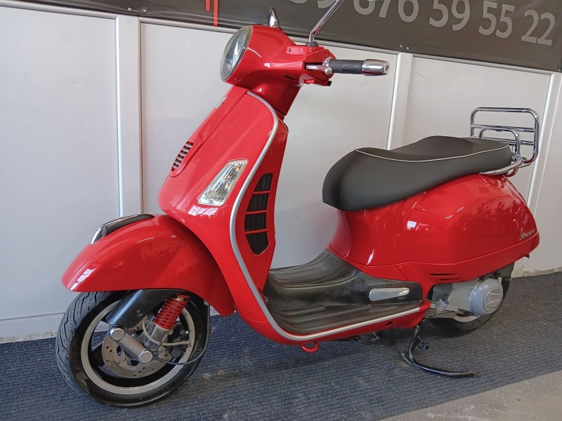 Vespa GTS 300i, снимка 2 - Мотоциклети и мототехника - 46354864
