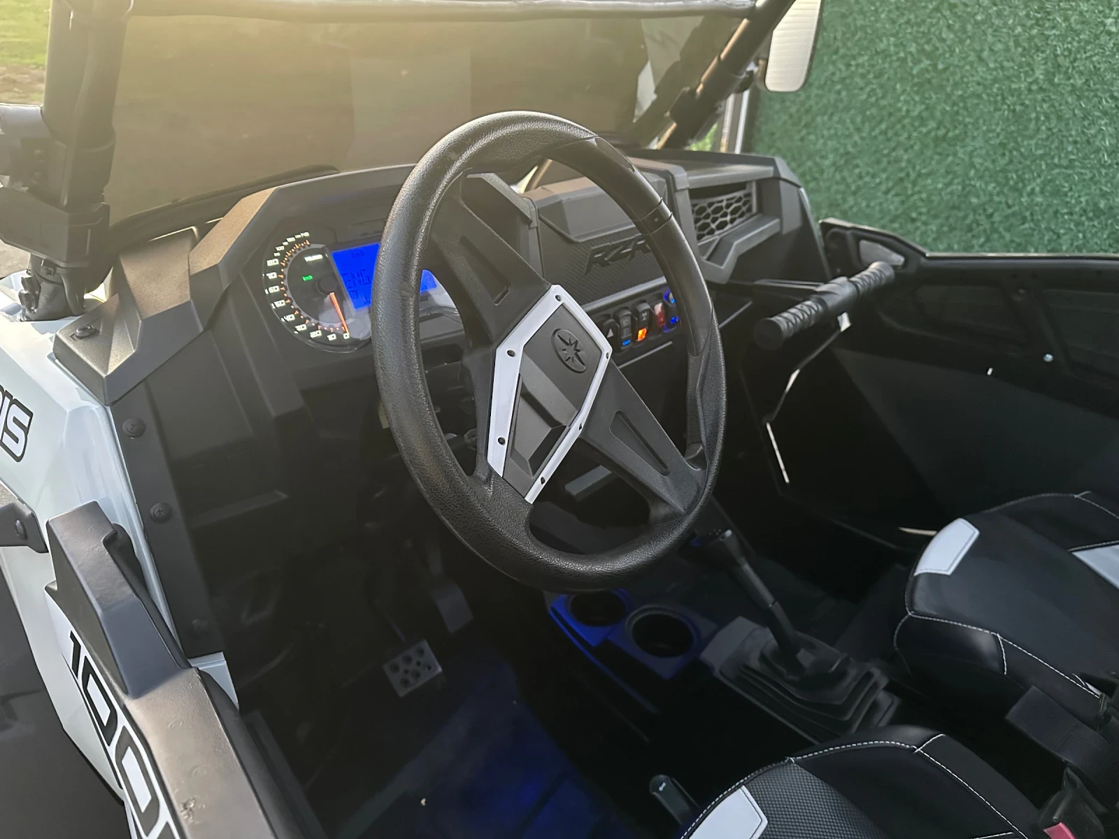 Polaris RZR XP 1000 - изображение 8