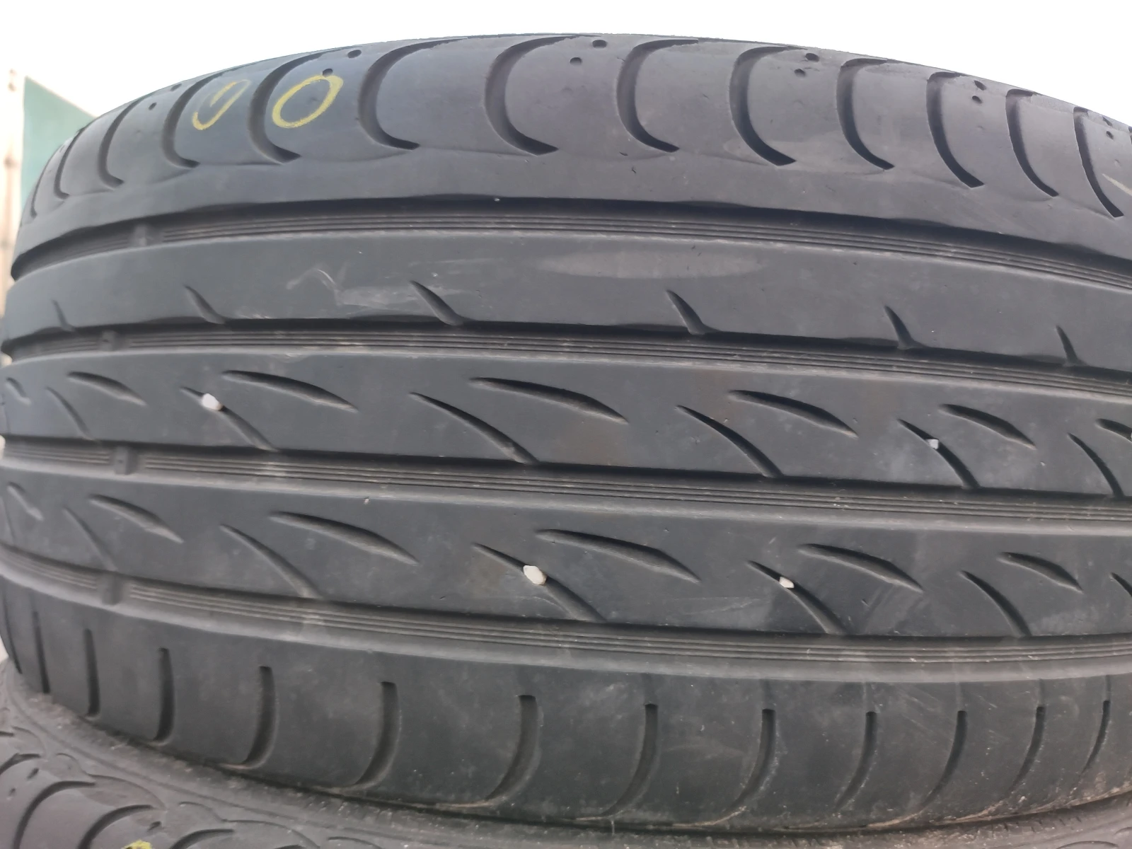  215/40R17 | Mobile.bg   1