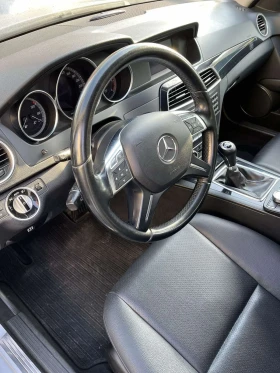 Mercedes-Benz C 220, снимка 7